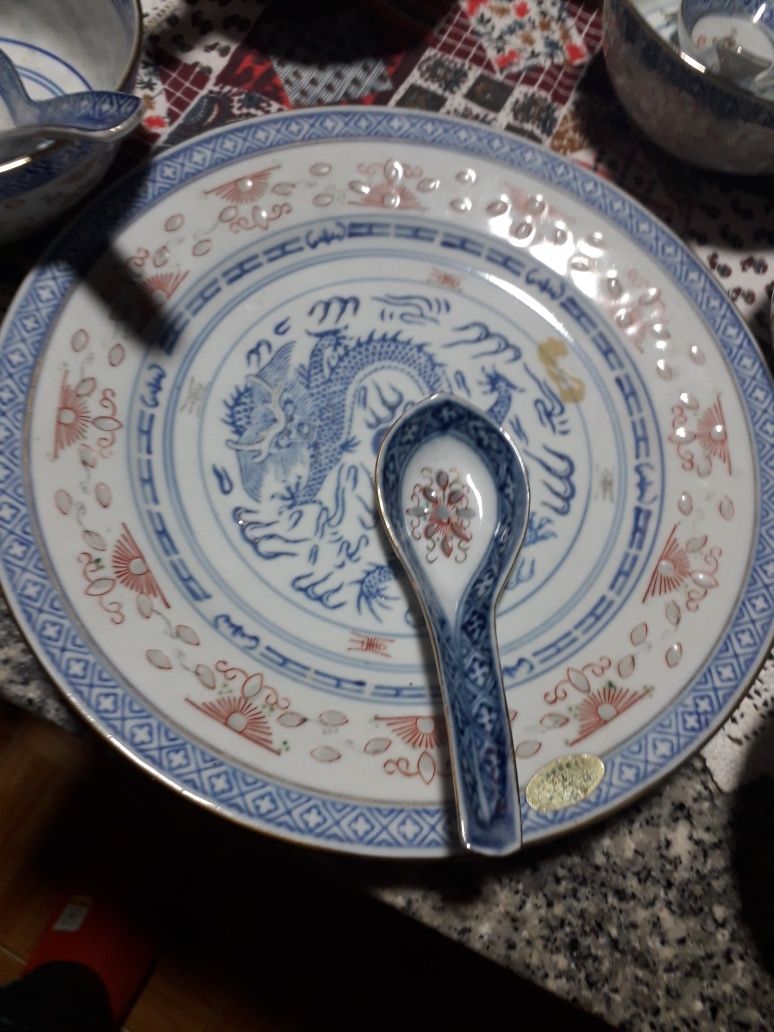 Conjunto de  loiça  bago de arroz