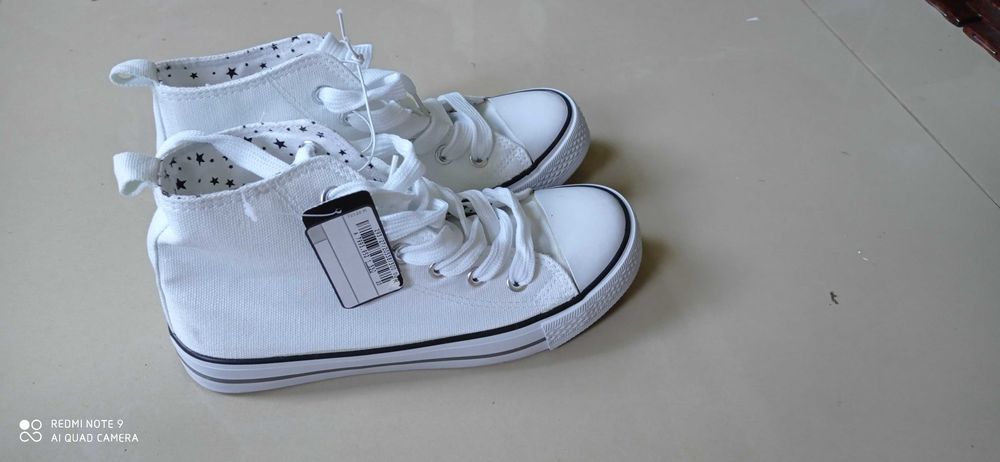 Trampki dziewczęce 33