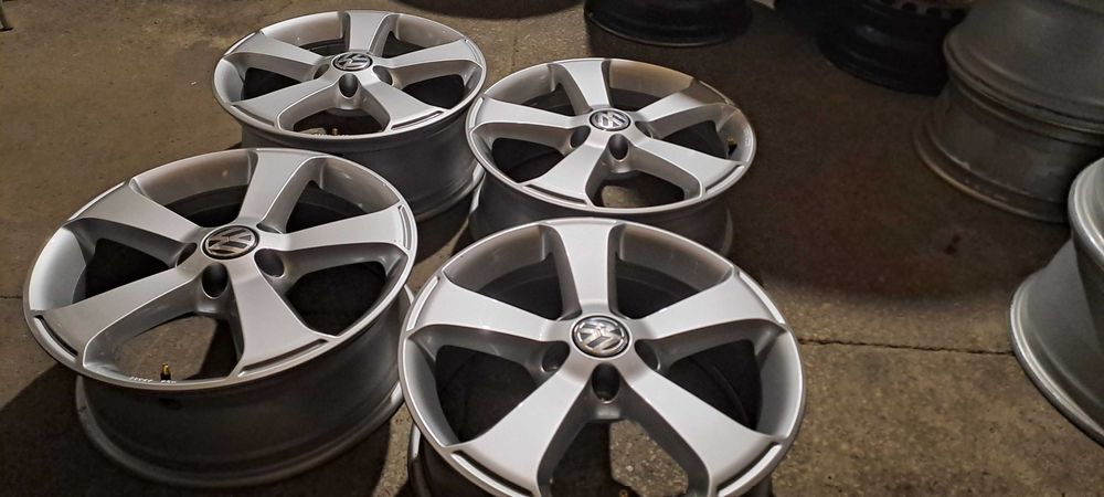 VW 1K8 NOWE ORG. Felgi 6,5J / 17" / 5x112 / ET39 Komplet 4 szt