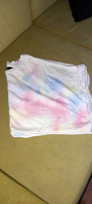 T.shirt tam s pouco  uso de criança da Bershka