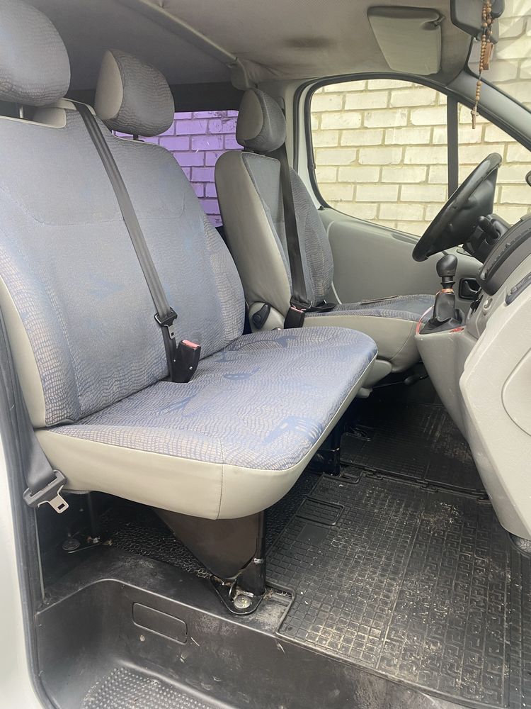 Продам Opel Vivaro Renault Trafic Nissan Primastar перший власник
