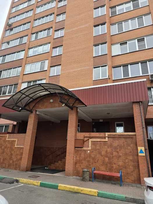 Оренда великої 1 к. Квартири 54м2 Чабани. Моноліт.