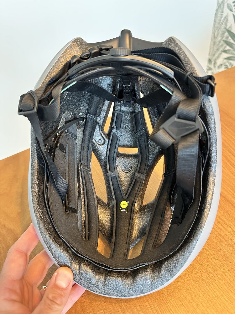 Capacete Bicicleta Estrada MET Trenta 3K Carbon MIPS - Tamanho L
