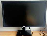 Monitor - LG 24cale