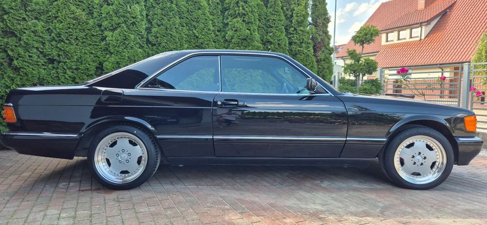 Mercedes-Benz  Mercedes 560 SEC 300KM