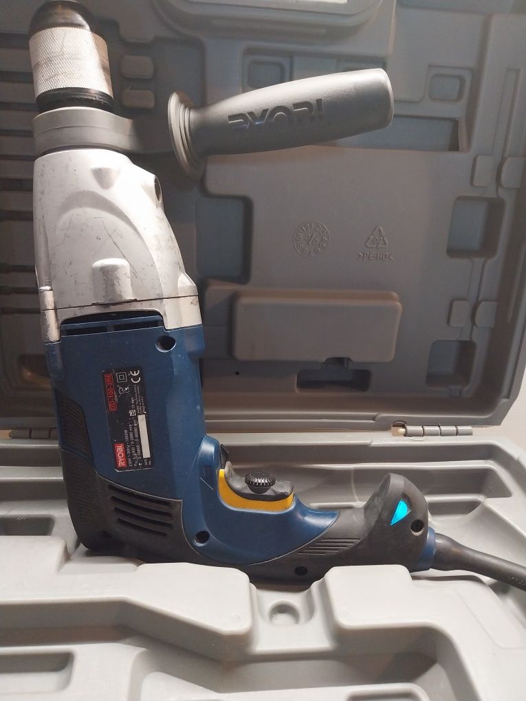 Berbequim de impacto RYOBI 1050W