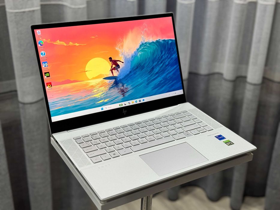 Ноутбук HP Envy 15 | i7-11800H RTX 3050 | Ram-32 SSD-1ТБ | FHD IPS