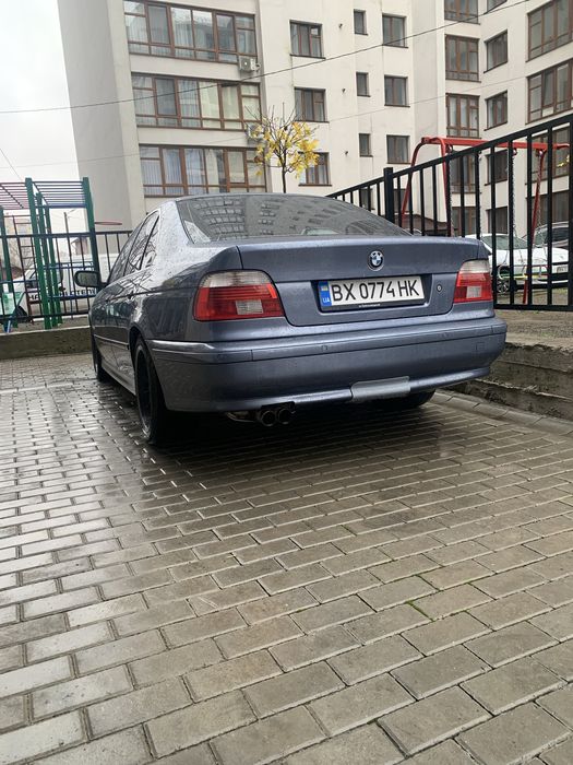 Bmw E39 не фарбована