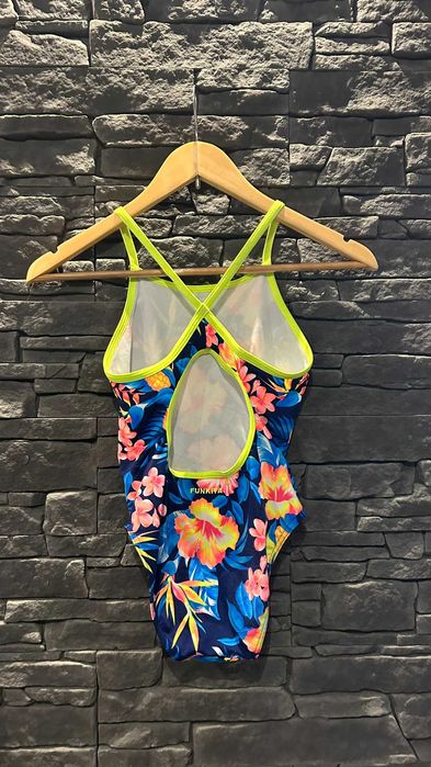 Strój kąpielowy firmy FUNKITA