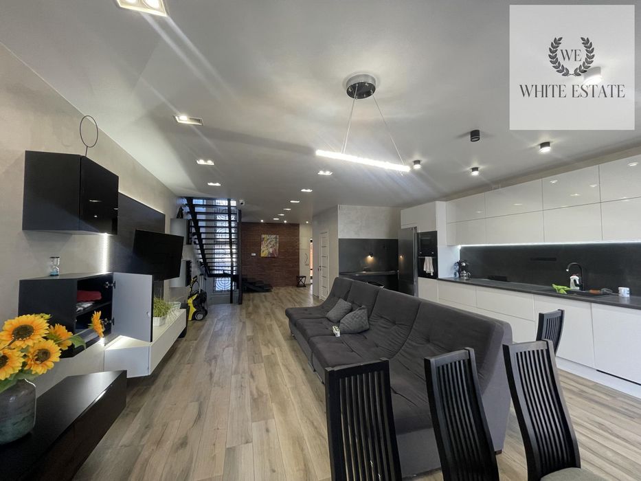 Продаж 3 пов. таунхаусу в Байківцях