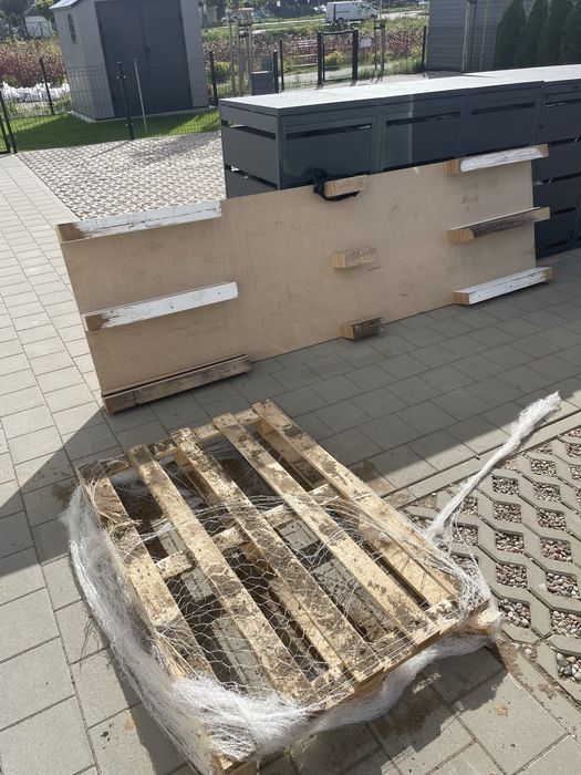 Drewno na opał paleta i podwójna paleta
