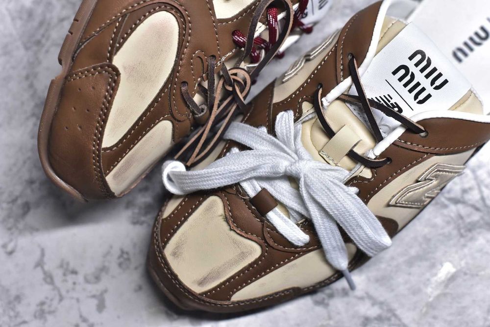 Buty damskie Mokasyny NewBalance_x_MiuMiu_530 SL Mule Brązowy R. 38