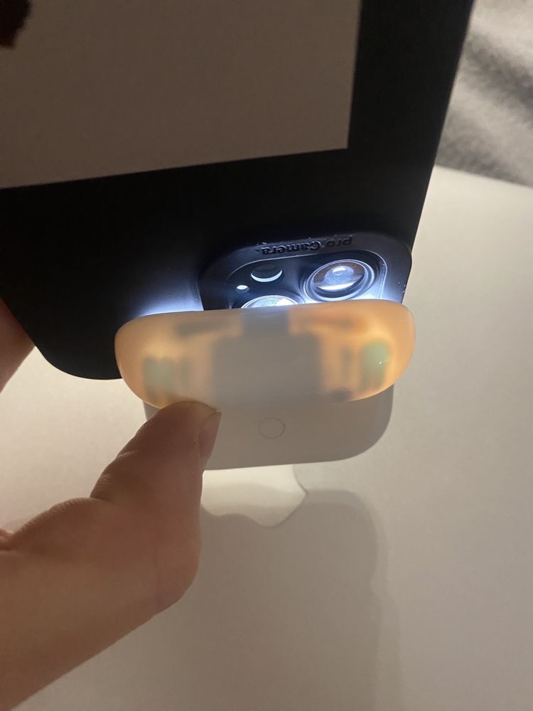 Oryginalny etui / box do słuchawek Apple AirPods Pro 1 Gen A2190