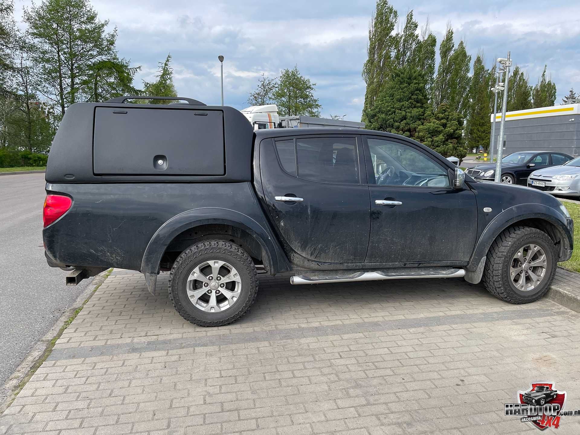 Zabudowa MITSUBISHI L200, hardtop, pickup