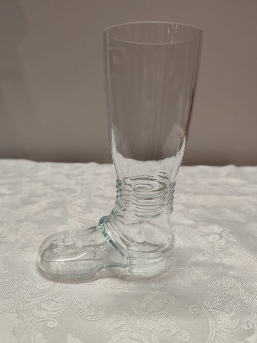 Szklany but, szklanka, pokal do piwa