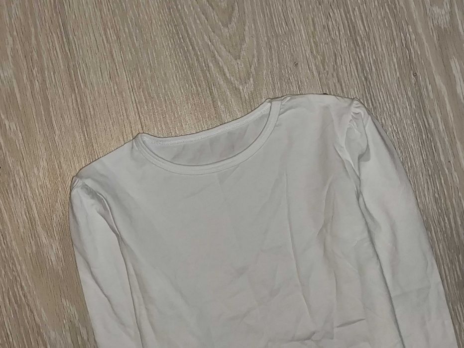 Білий, базовий реглан, лонг George на 5-6 років