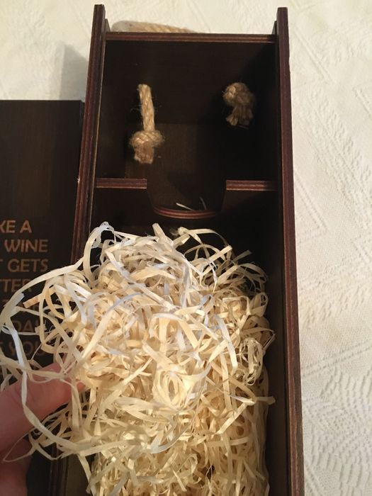 Продам подарочную коробку