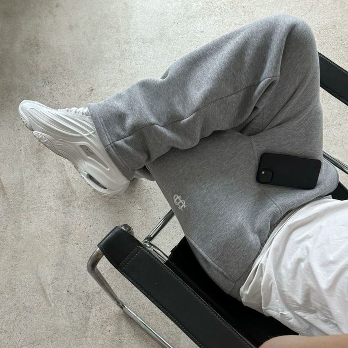 Спортивні штани Suvene