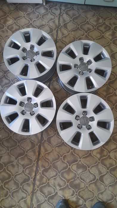 Felgi 16 aluminiowe do audi bdb stan