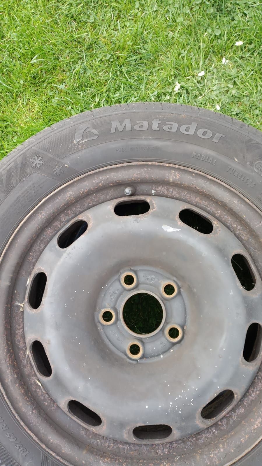 Opony zimowe 185/65R/15 wraz z felgami sprzedam