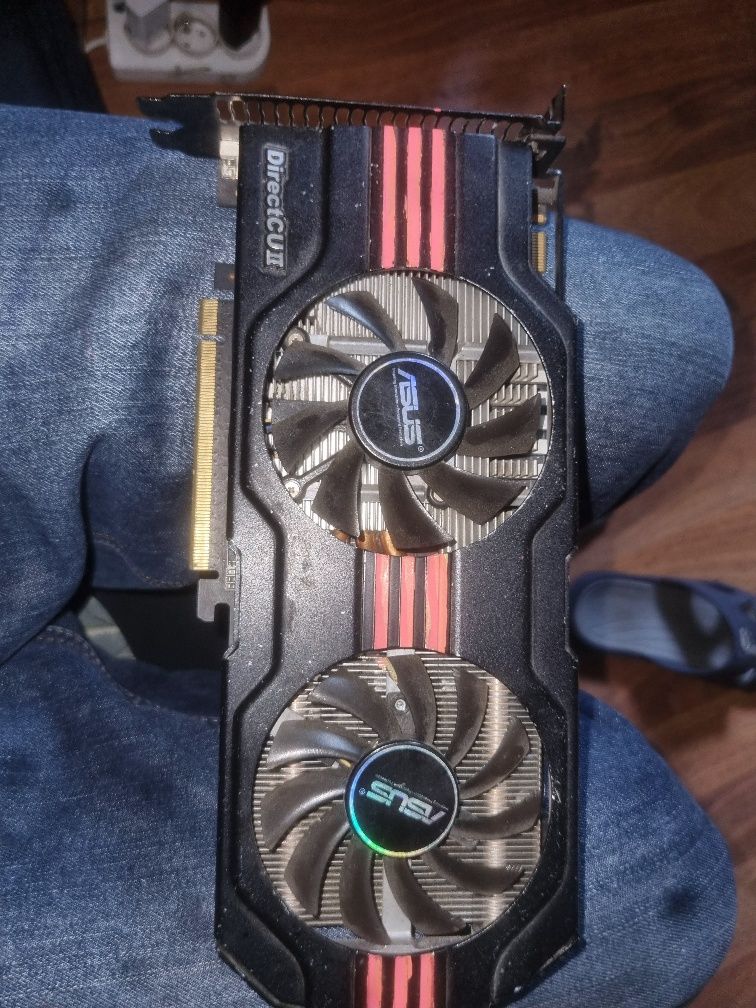 Asus Geforce GTX 560 TI 1GB