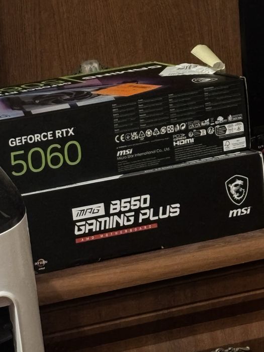 Продаю видеокарту MSI rtx 5060 gaming oc 8gb