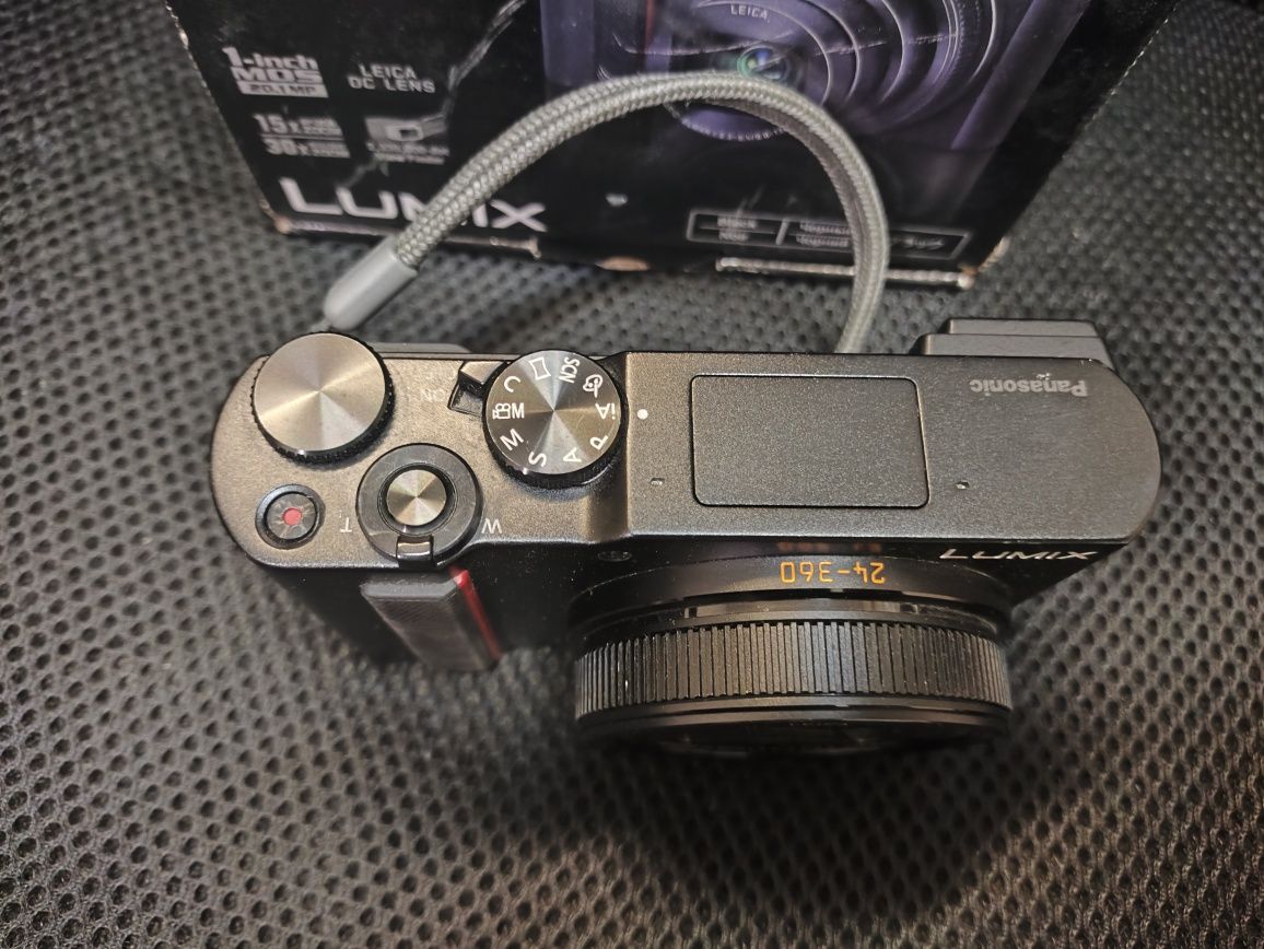 Panasonic Lumix DC-TZ202 Leica