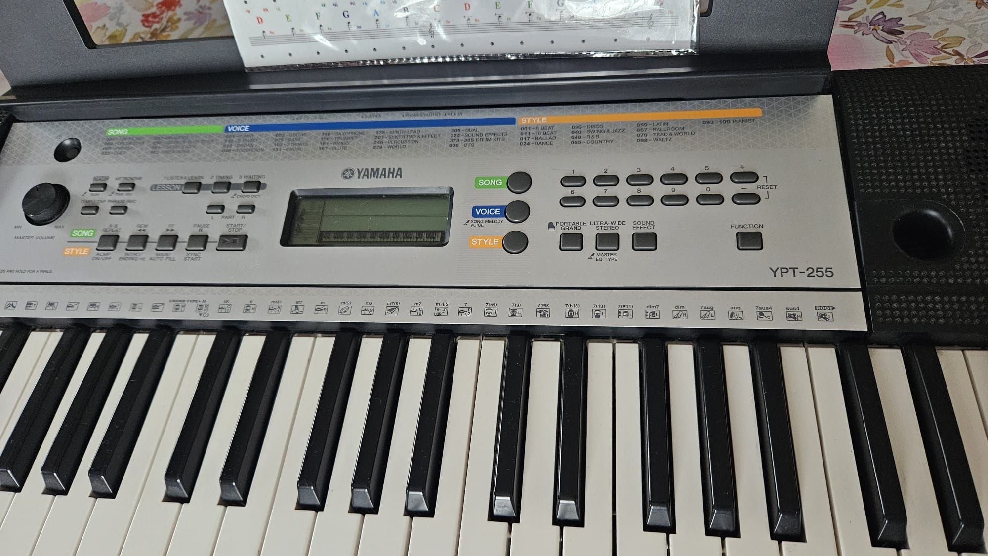 Keyboard Yamaha YPT-255