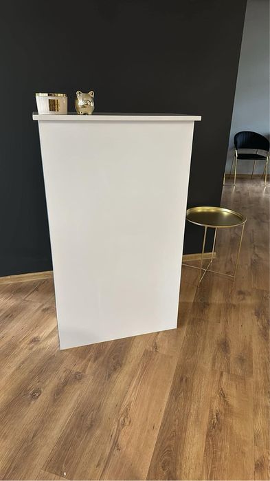 Recepcja salon kosmetyczny