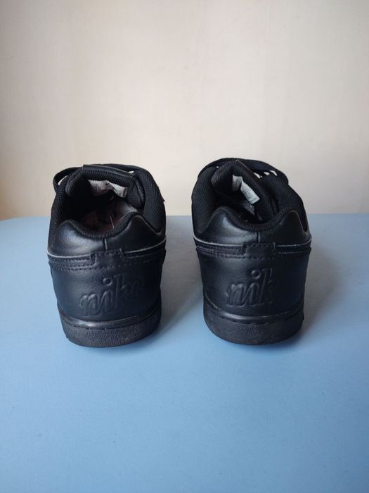 Кросовки Nike 40p мокасини хайтопи кросівки