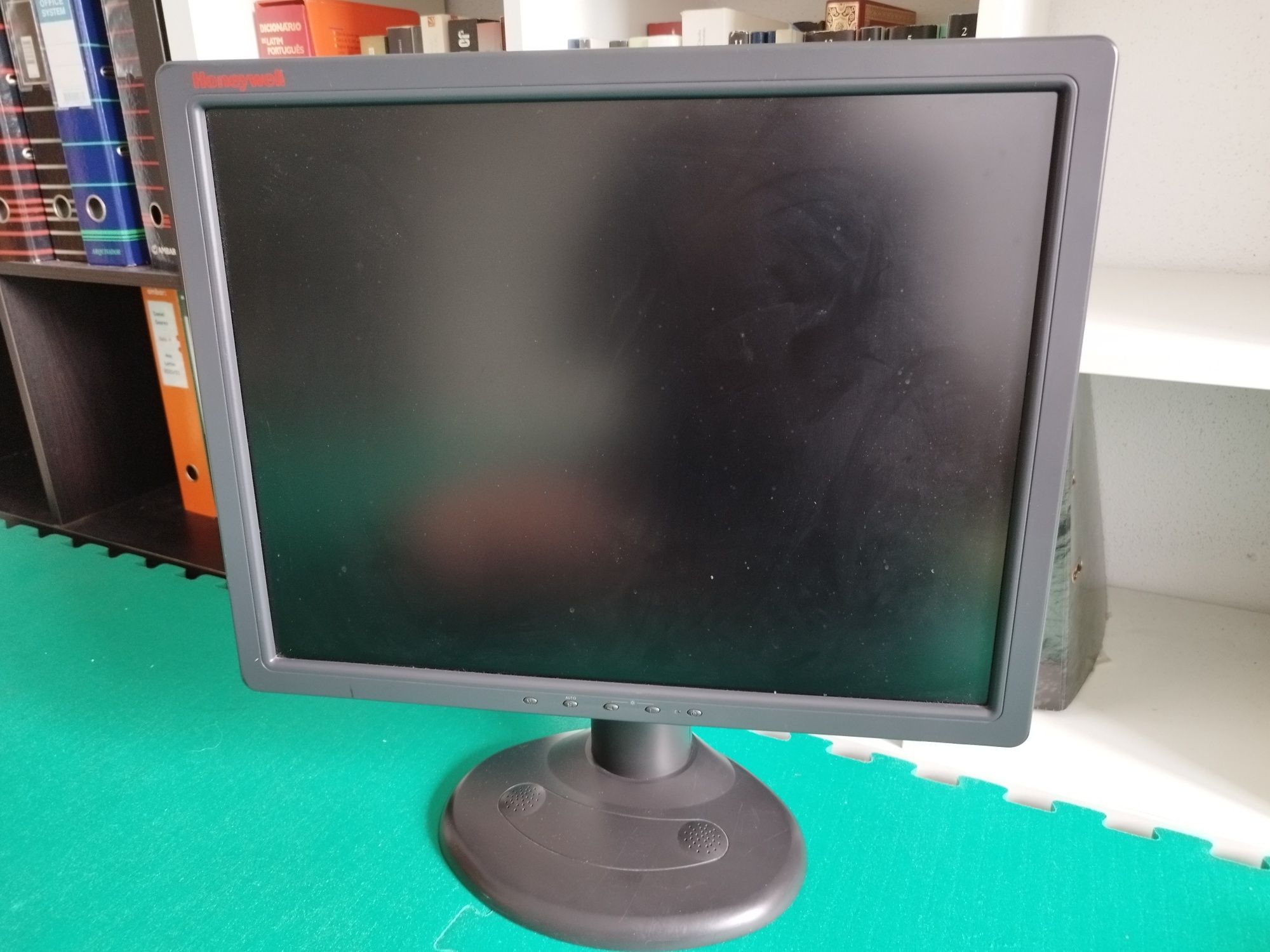 Monitores PC (vários)