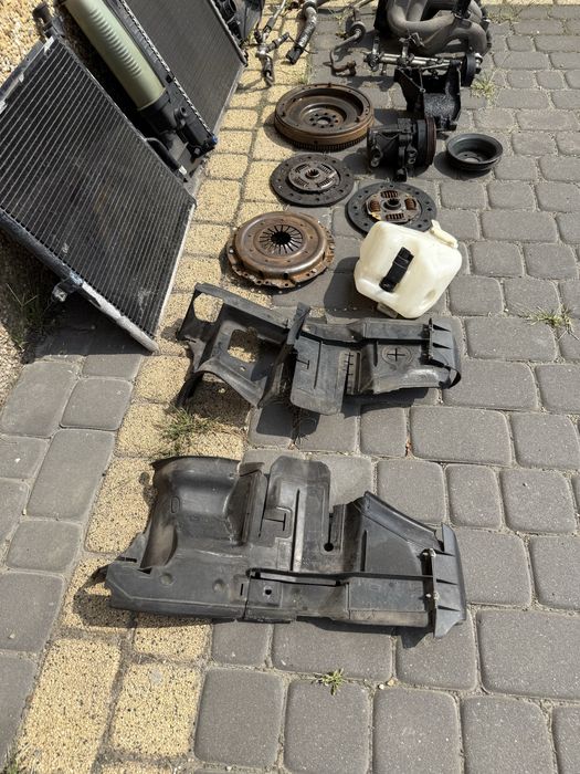 Czesci e36 M43 klimatyzacja sprzeglo chlodnica