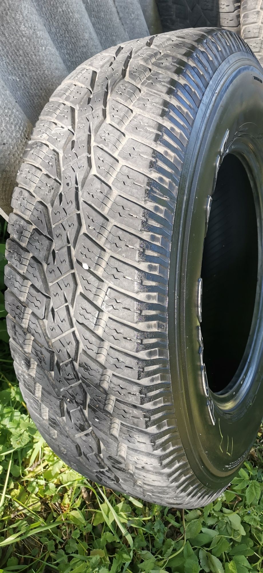 Автогума TOYO OPEN COUNTRY A/T 235/75 R16