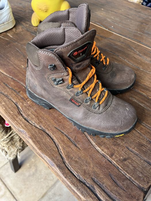 Botas de caminhada ou caca