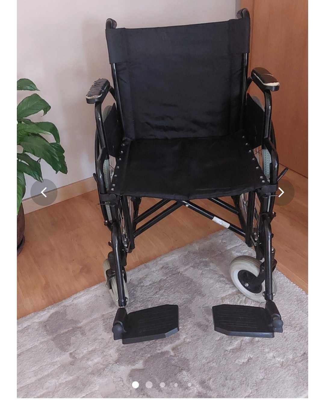 Cadeira de rodas para pessoas  até 150kg