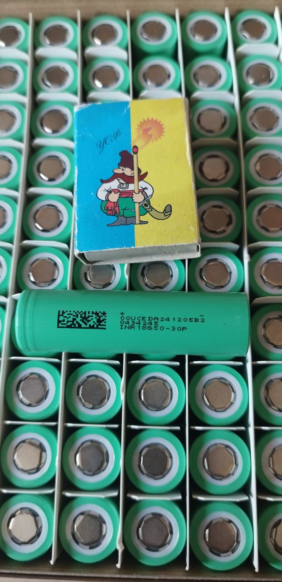НОВІ Акумулятори Dmegc 25p 2500-3000mAh 13-14mOm 20-30A перепаковка