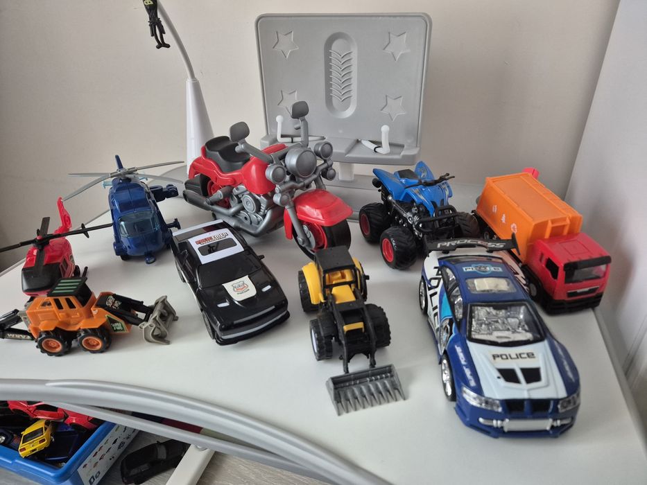 Пожежна машина. Машинки. Набір іграшок. Інструменти. Мотоцикл.