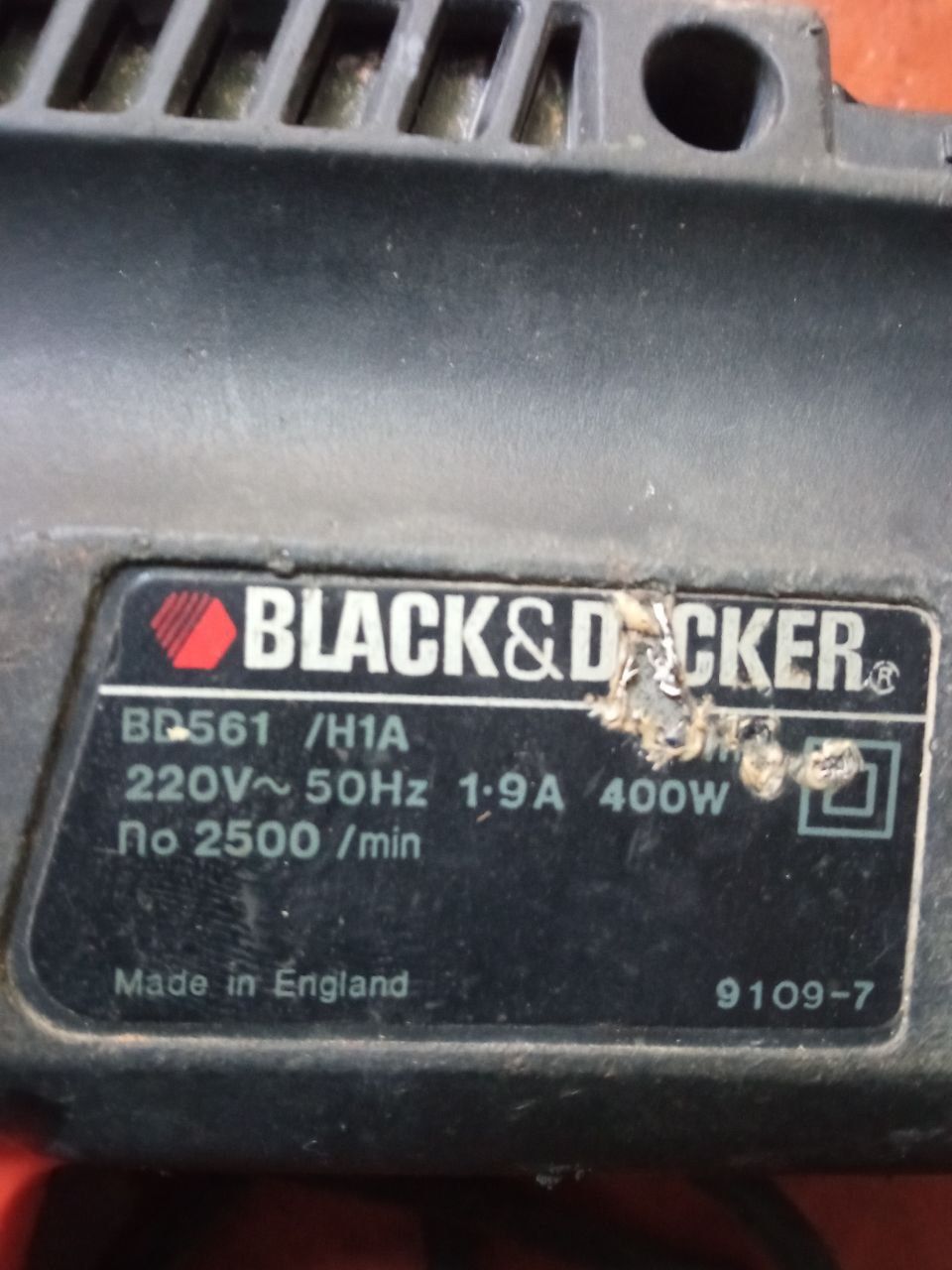 Máquina  de furar Black decker