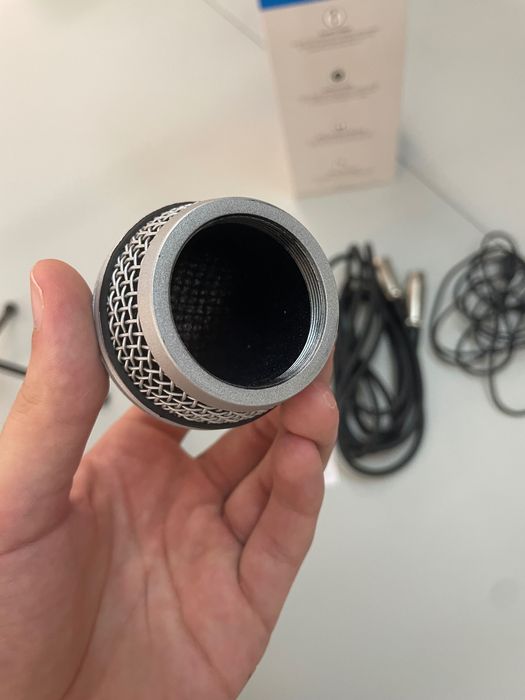 Samson Q2U – Microfone Dinâmico USB/XLR (Novo, c/ acessórios e caixa)