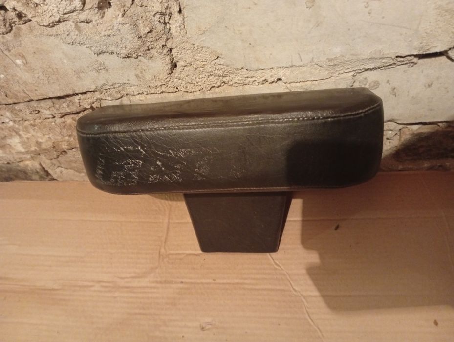 Продам подлокотник газель