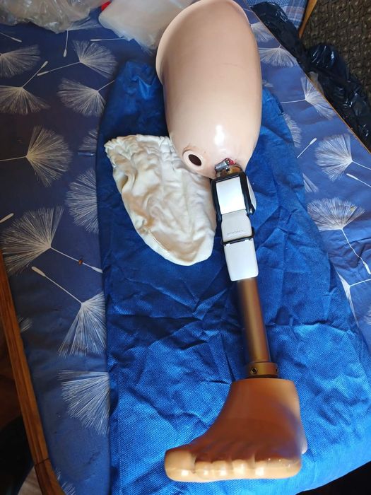 Протез ноги Ottobock