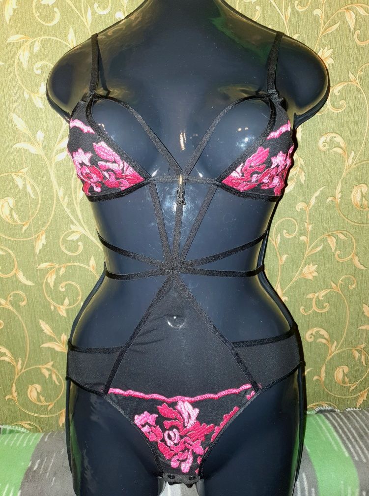 Body Hunkemoller nowe z metką rozm XS