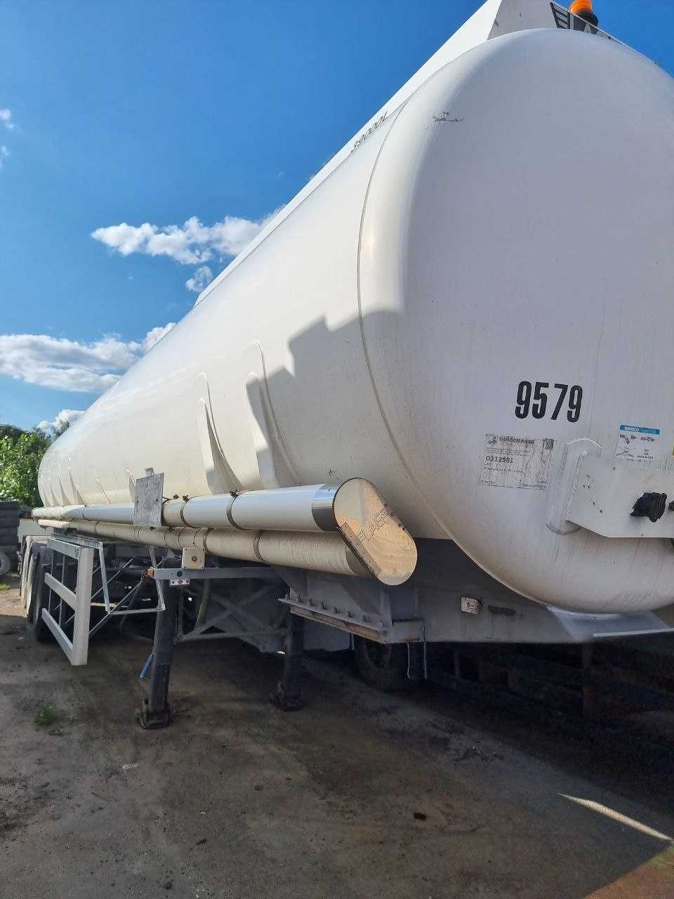 Прицеп автоцистерна LAG B23136