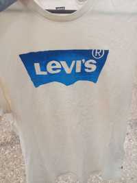 Футболка.  Levis