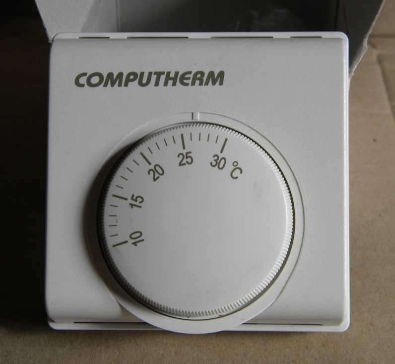 Механический комнатный термостат COMPUTHERM TR 010