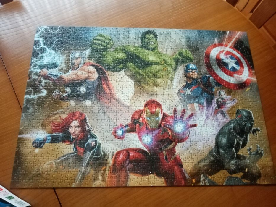 Puzzle Avengers 1000 peças