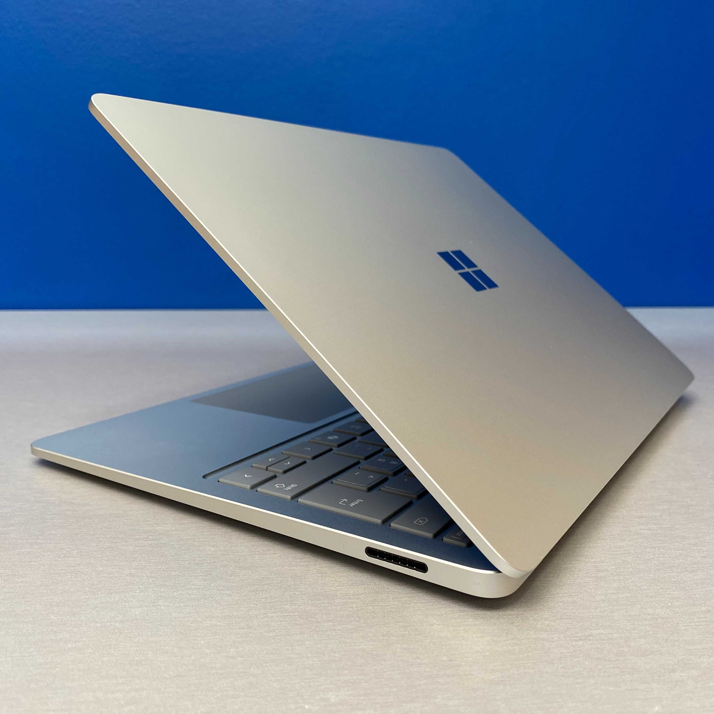 Microsoft Surface Laptop 7 - 13.8" (Snapdragon X Plus/16GB/256GB)
