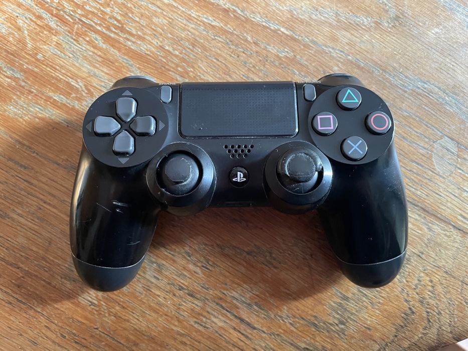 PS4 Slim 500gb não lê discos