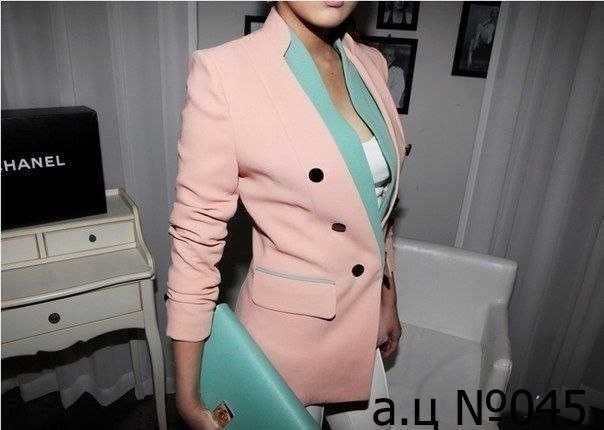 Новый Женский розовый пиджак на пуговицах