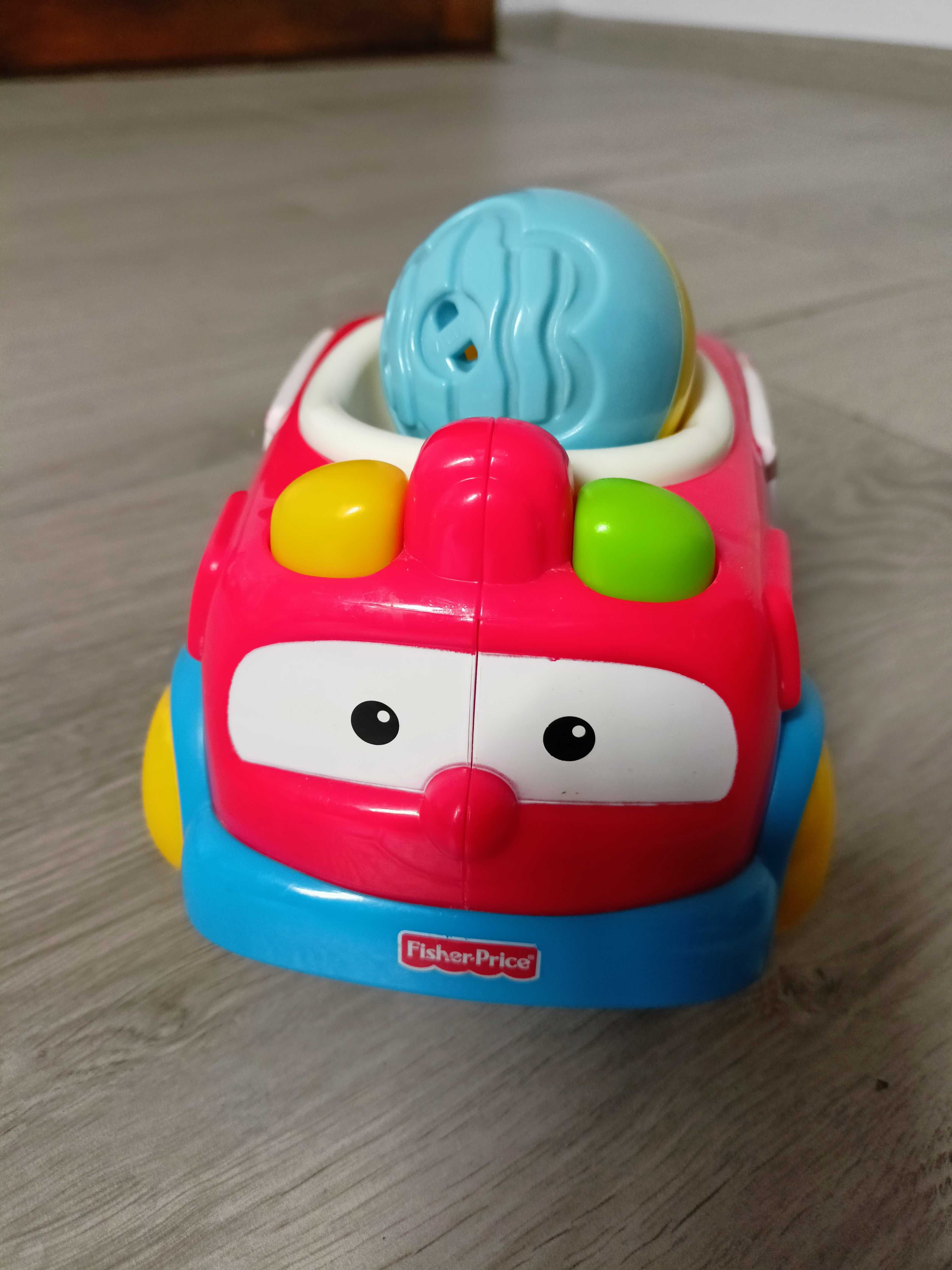 Autko Fisher Price z kuleczką piłeczką